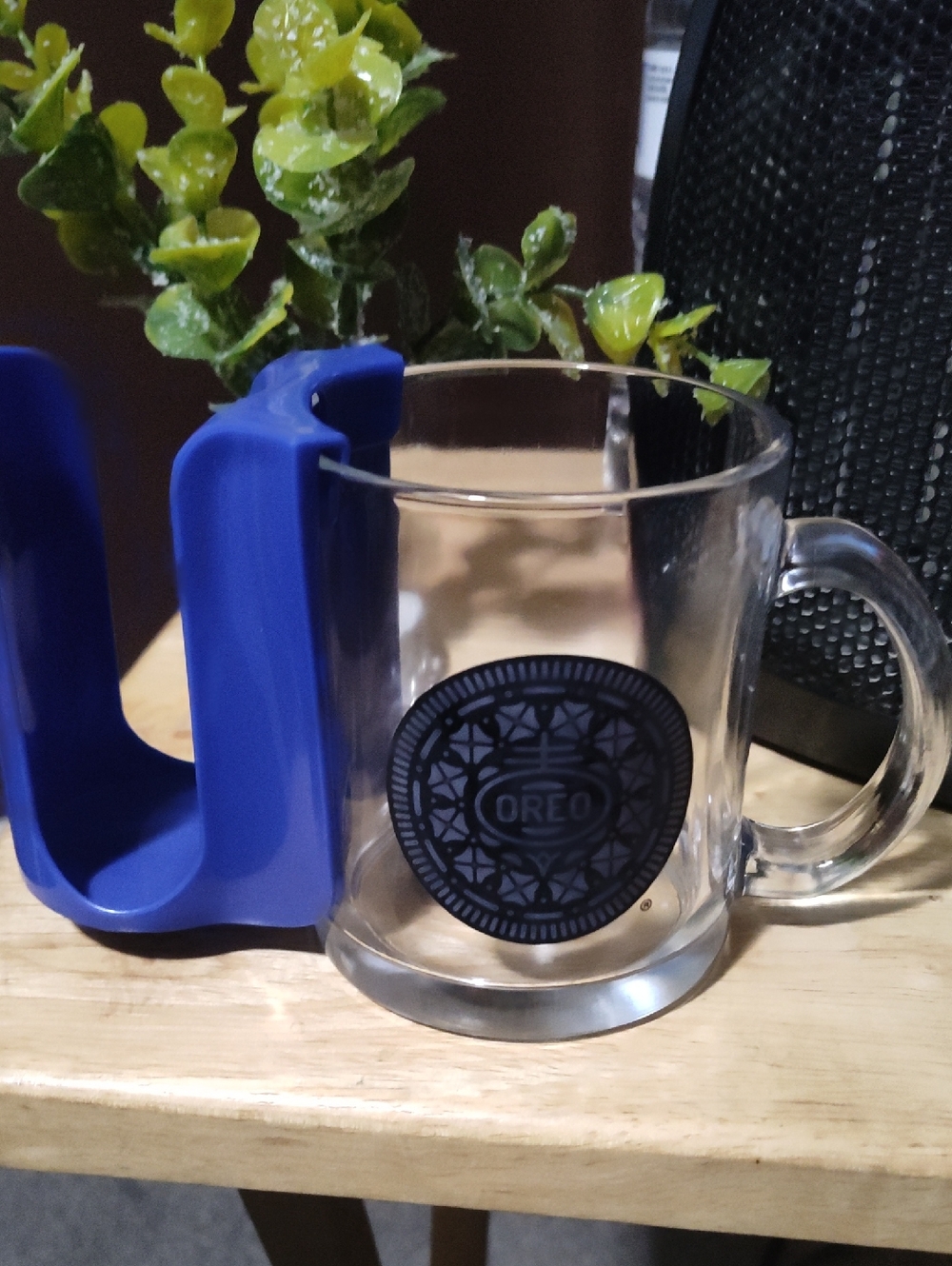 OREO Clear Glass Mug with Blue Handle Holder  Accessory